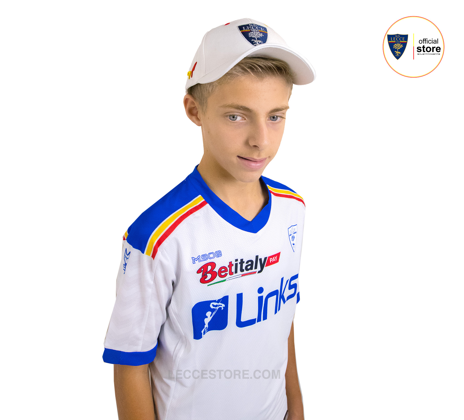 M908 – CAPPELLO VISIERA ADULTO O BAMBINO SCUDETTO – BIANCO U.S.LECCE CALCIO