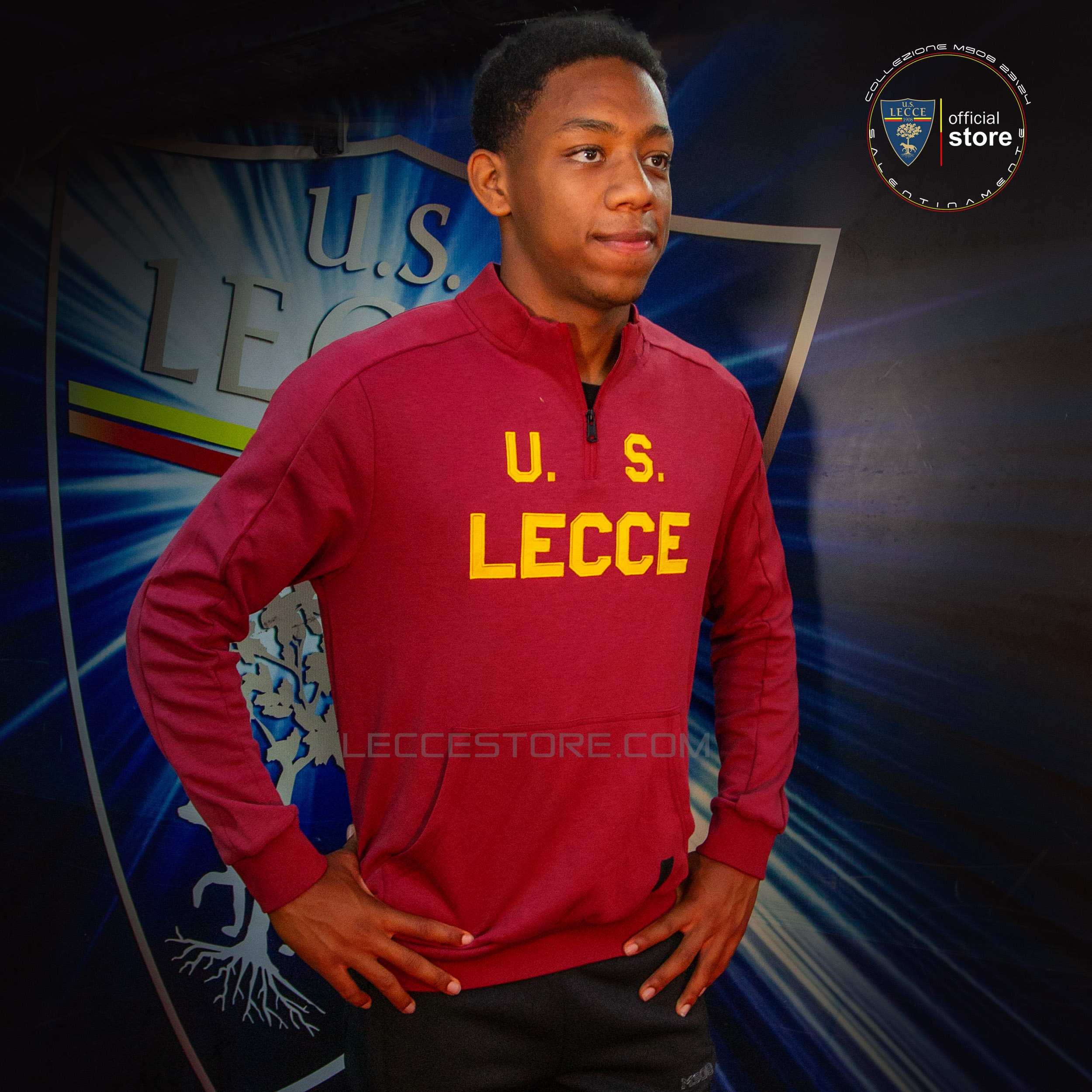 M908 – TOP FELPA COTONE MEZZA ZIP VINTAGE U.S. LECCE ROSSA RAGAZZO E ADULTO